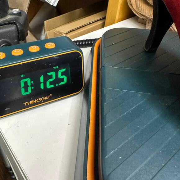 Anne Klein Suede Pumps WMNS 7 Red & Black Two-Tone Heels with Gold Button Detail - Picture 10 of 10